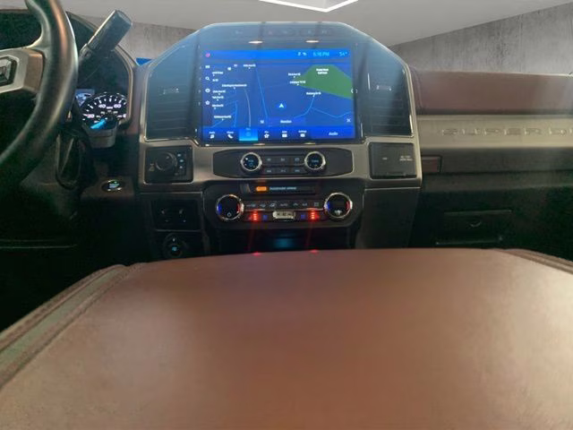 2022 Star White Metallic Tri-Coat Ford Super Duty F-350 SRW Platinum 4X4 Truck