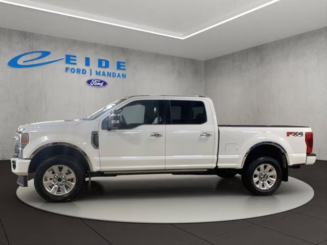 2022 Star White Metallic Tri-Coat Ford Super Duty F-350 SRW Platinum 4X4 Truck