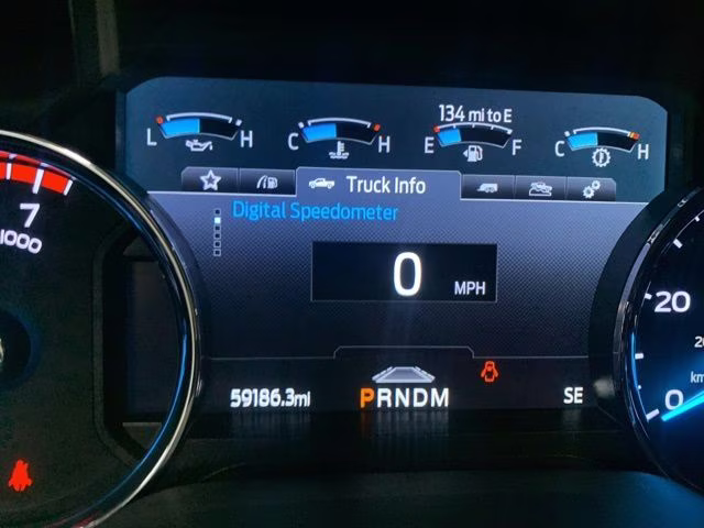 2022 Star White Metallic Tri-Coat Ford Super Duty F-350 SRW Platinum 4X4 Truck