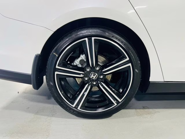 2026 Platinum White Pearl Honda Accord SE FWD Sedan