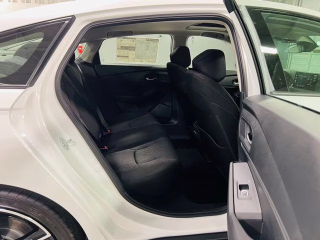 2026 Platinum White Pearl Honda Accord SE FWD Sedan