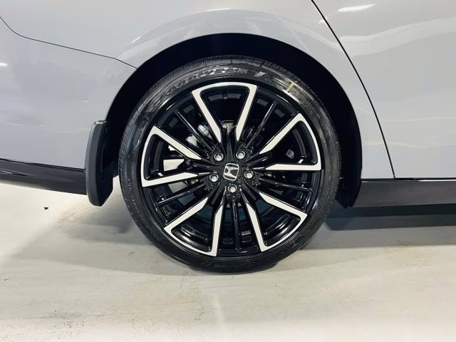 2026 Urban Gray Pearl Honda Accord Hybrid Touring FWD Sedan