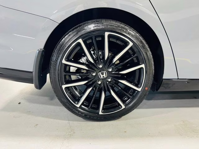 2026 Urban Gray Pearl Honda Accord Hybrid Touring FWD Sedan