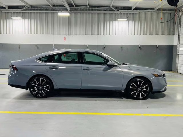 2026 Urban Gray Pearl Honda Accord Hybrid Touring FWD Sedan