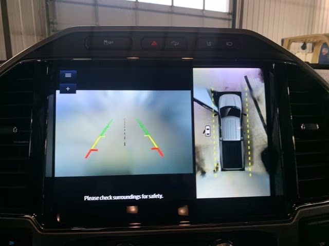 2022 Star White Metallic Tri-Coat Ford Super Duty F-350 SRW Platinum 4X4 Truck