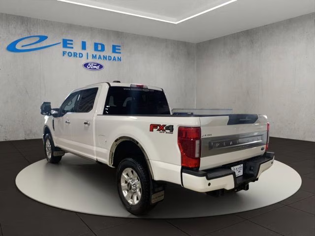 2022 Star White Metallic Tri-Coat Ford Super Duty F-350 SRW Platinum 4X4 Truck