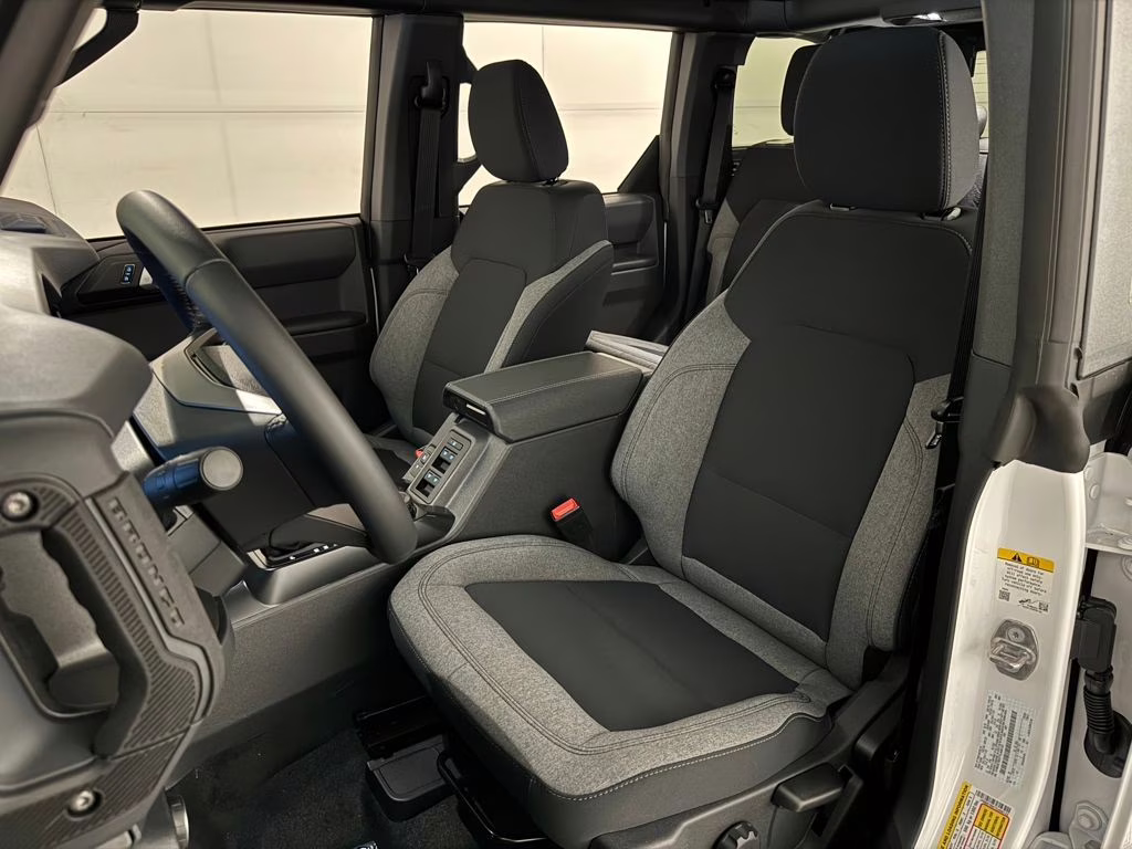 2026 Oxford White Ford Bronco Big Bend 4X4 SUV