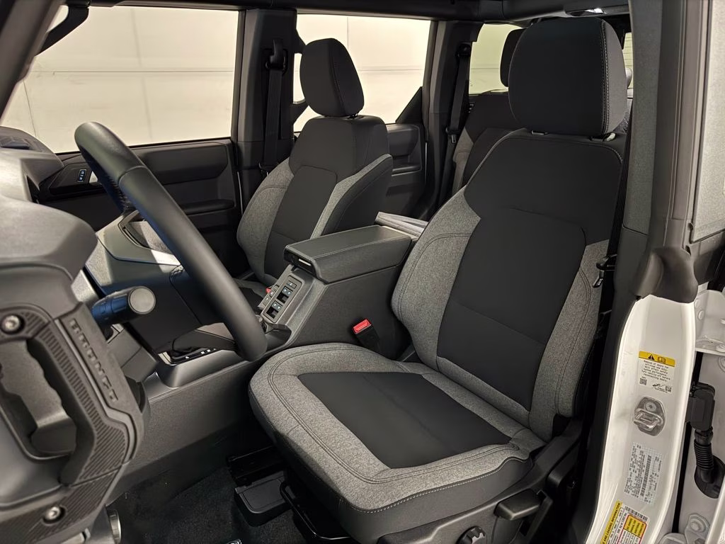 2026 Oxford White Ford Bronco Big Bend 4X4 SUV