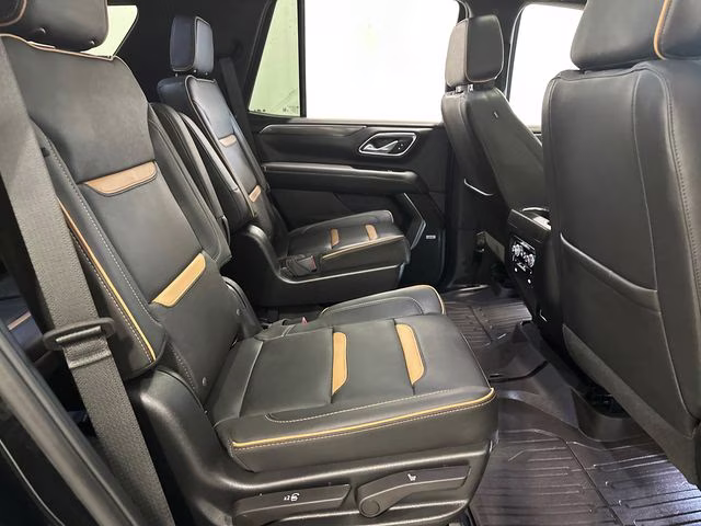 2023 Onyx Black GMC Yukon AT4 4X4 SUV