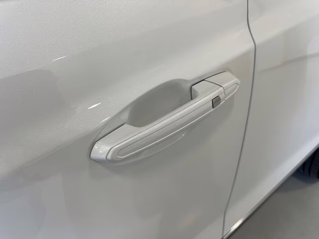 2024 Crystal White Tricoat Cadillac XT5 Sport AWD SUV