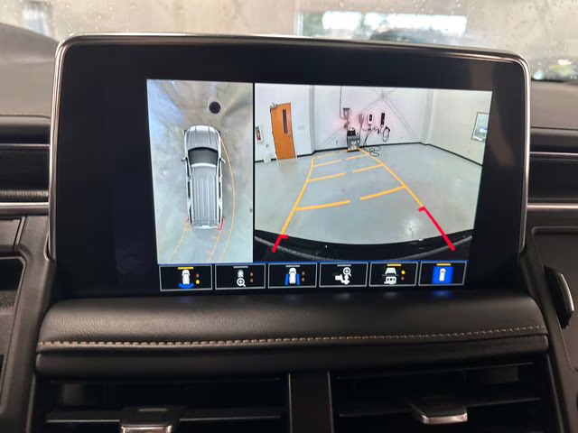 2023 Onyx Black GMC Yukon AT4 4X4 SUV