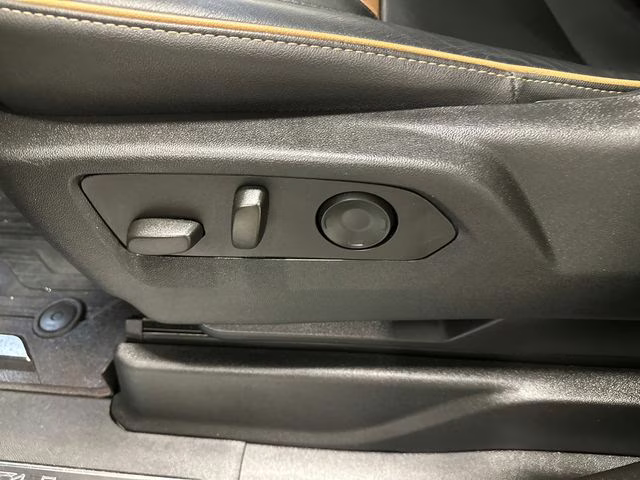 2023 Onyx Black GMC Yukon AT4 4X4 SUV