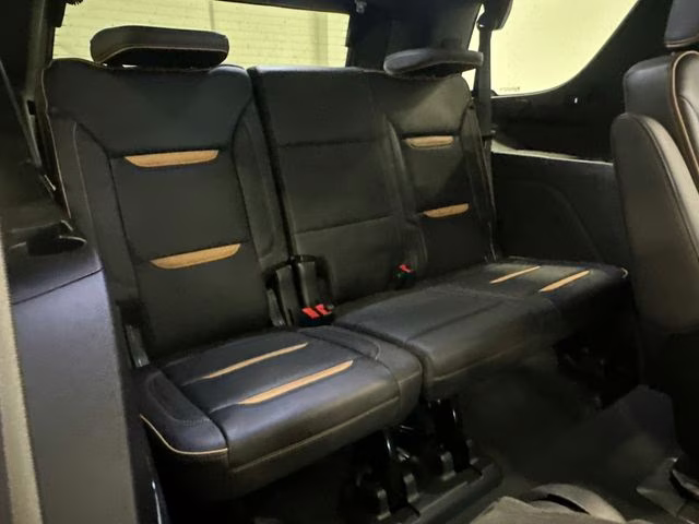 2023 Onyx Black GMC Yukon AT4 4X4 SUV