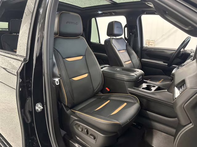 2023 Onyx Black GMC Yukon AT4 4X4 SUV