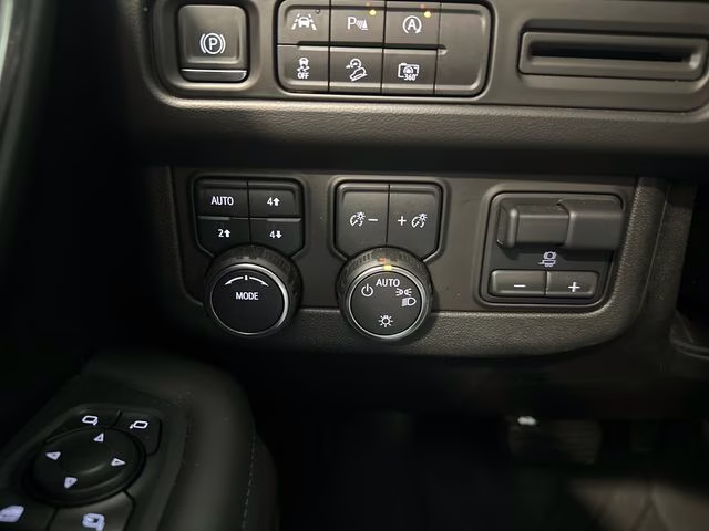 2024 Summit White Chevrolet Tahoe Z71 4X4 SUV