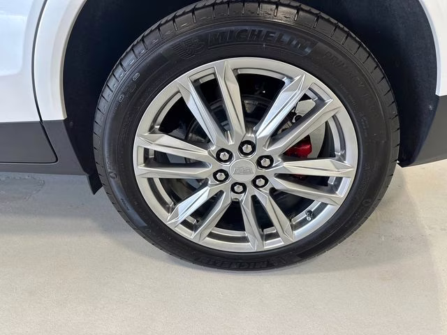 2024 Crystal White Tricoat Cadillac XT5 Sport AWD SUV