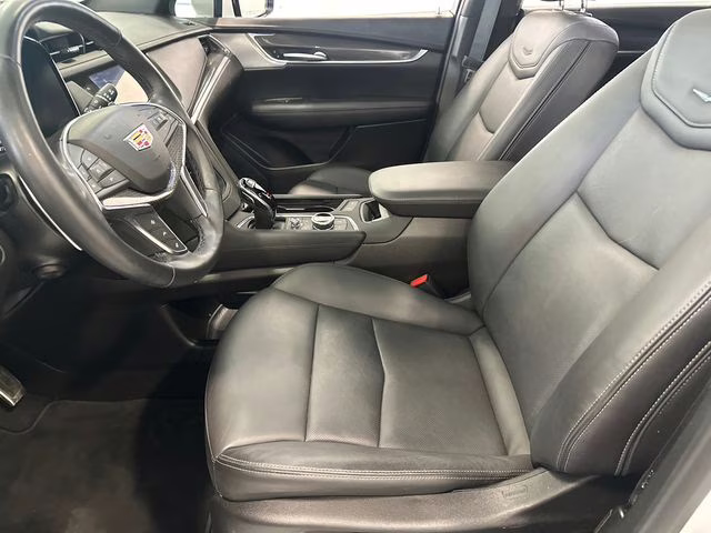 2024 Crystal White Tricoat Cadillac XT5 Sport AWD SUV