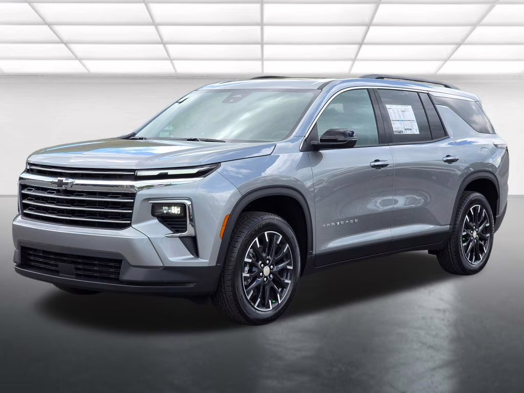 2026 Sterling Gray Metallic Chevrolet Traverse LT FWD SUV