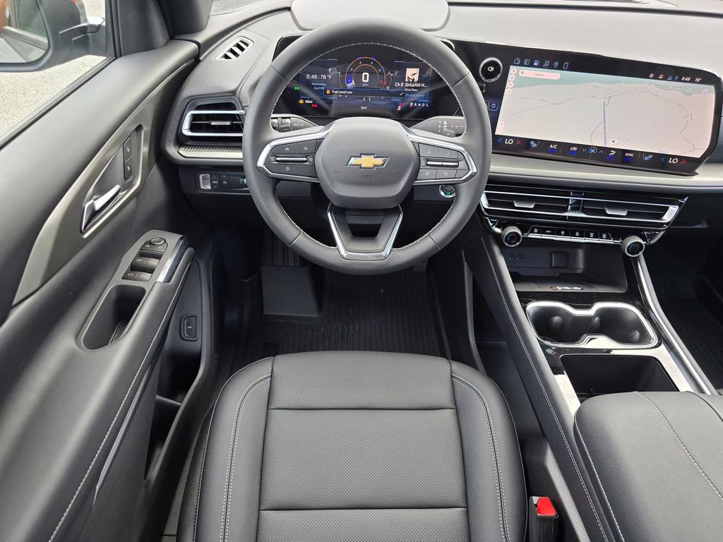 2026 Sterling Gray Metallic Chevrolet Traverse LT FWD SUV