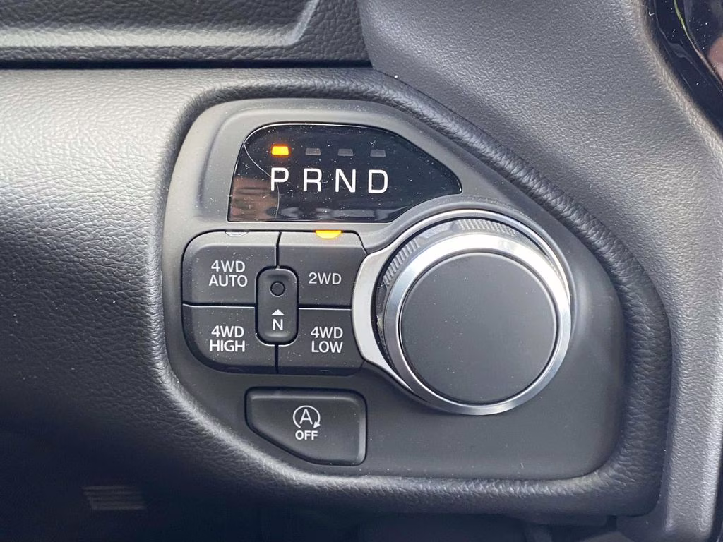 2026 Diamond Black Crystal Pearlcoat Ram 1500 Big Horn/Lone Star 4X4 Truck