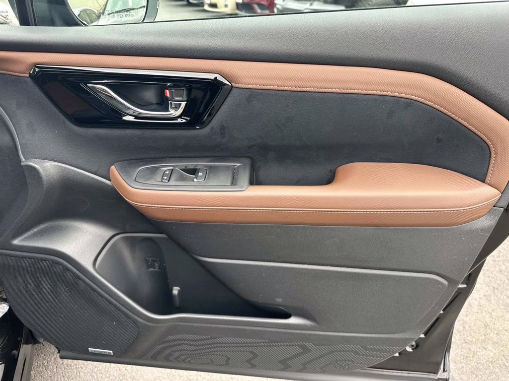 2026 Crystal Black Silica Subaru Forester Touring AWD SUV