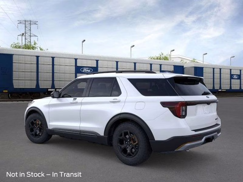 2026 Star White Metallic Tri-Coat Ford Explorer Tremor 4X4 SUV