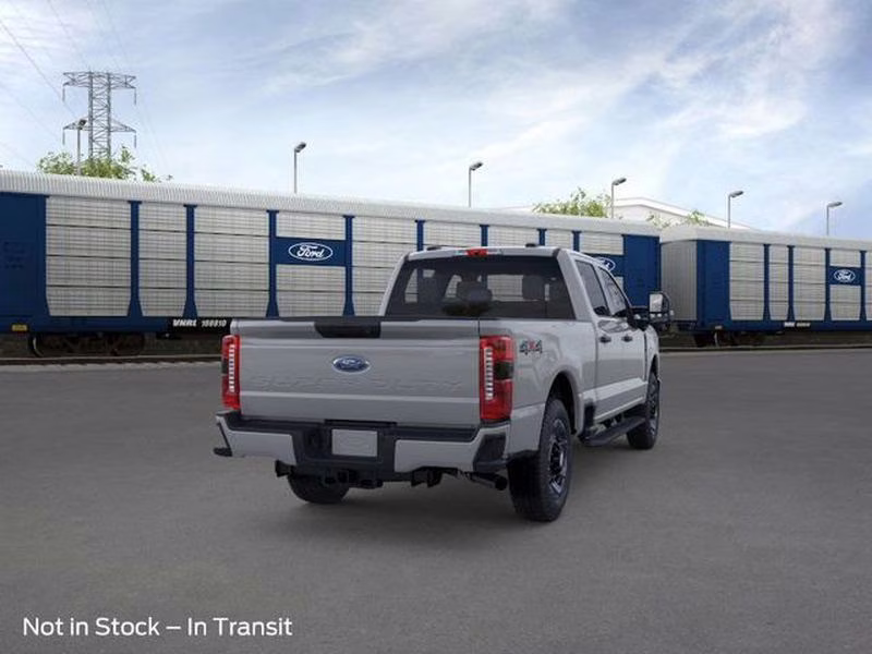 2026 Avalanche Ford Super Duty F-250 SRW XL 4X4 Truck