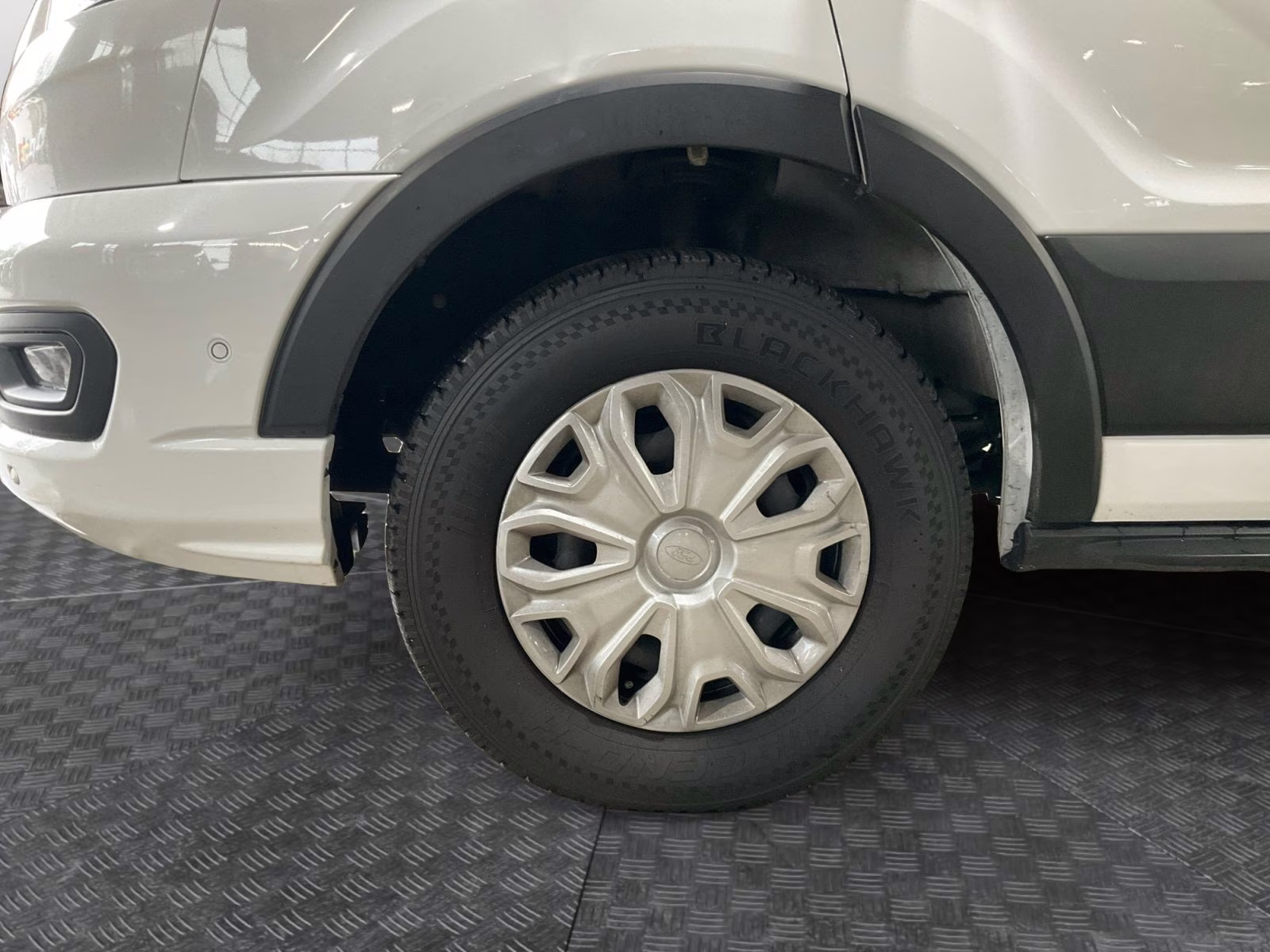 2023 Oxford White Ford Transit-350 XLT RWD Crossover