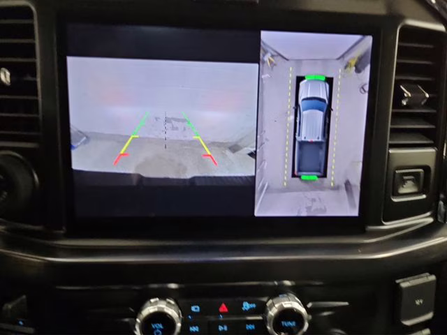 2026 Oxford White Ford Super Duty F-250 SRW Lariat 4X4 Truck