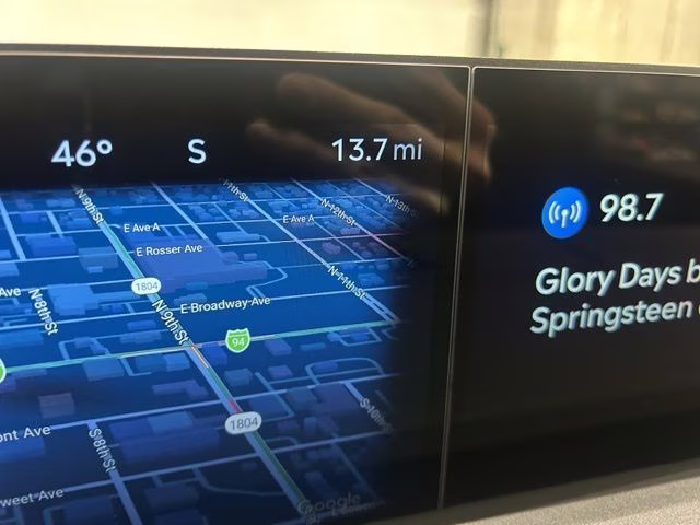 2026 Starlight Gray Premium Colorant Lincoln Navigator L Reserve 4X4 SUV