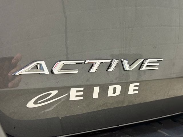 2026 Carbonized Gray Ford Explorer Active 4X4 SUV