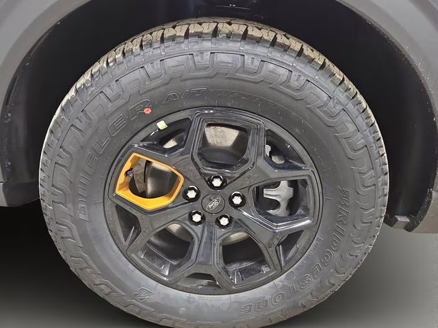 2026 Star White Metallic Tri-Coat Ford Explorer Tremor 4X4 SUV