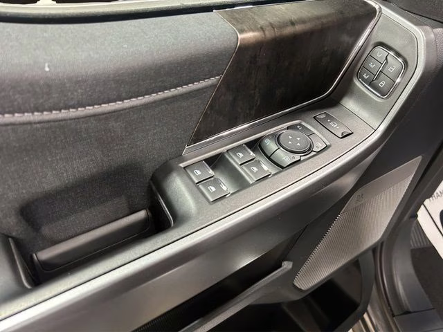 2026 Carbonized Gray Metallic Ford Super Duty F-250 SRW Lariat 4X4 Truck