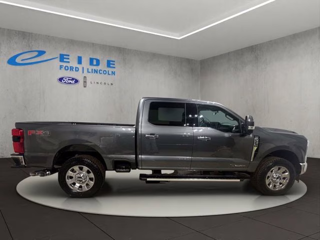 2026 Carbonized Gray Metallic Ford Super Duty F-250 SRW Lariat 4X4 Truck