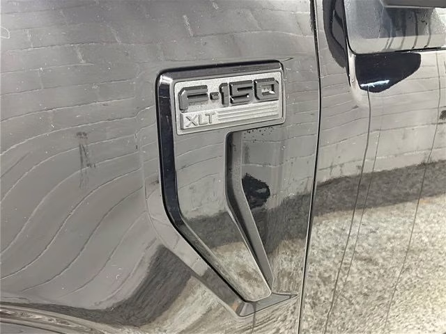 2026 Agate Black Metallic Ford F-150 XLT Black Appearance 4X4 Truck