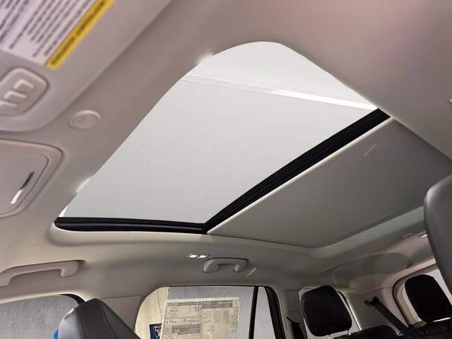 2026 Pristine White Metallic Tri-Coat Lincoln Aviator Premiere AWD SUV