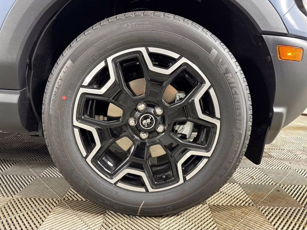 2026 Azure Gray Metallic Tri-Coat Ford Bronco Sport Outer Banks 4X4 SUV