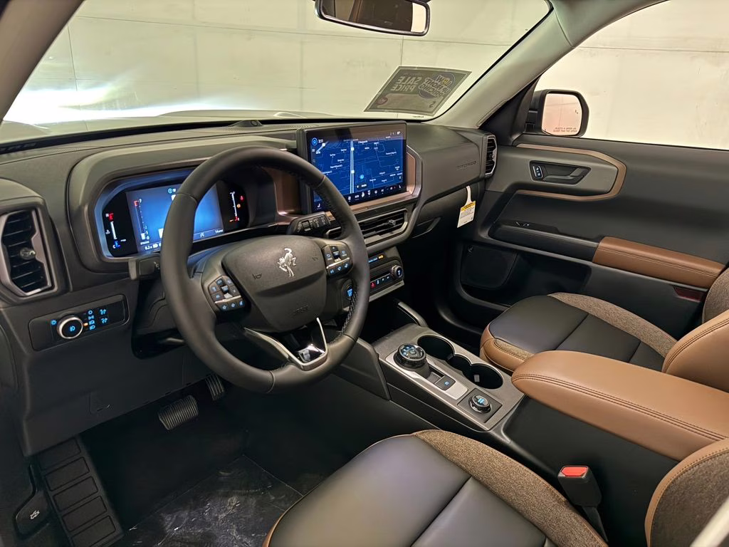 2026 Space White Metallic Ford Bronco Sport Outer Banks 4X4 SUV