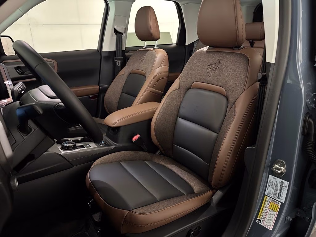 2026 Azure Gray Metallic Tri-Coat Ford Bronco Sport Outer Banks 4X4 SUV