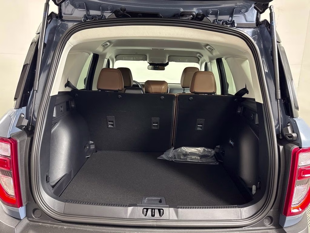 2026 Azure Gray Metallic Tri-Coat Ford Bronco Sport Outer Banks 4X4 SUV