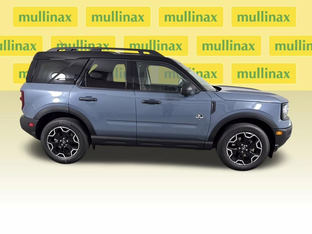 2026 Azure Gray Metallic Tri-Coat Ford Bronco Sport Outer Banks 4X4 SUV