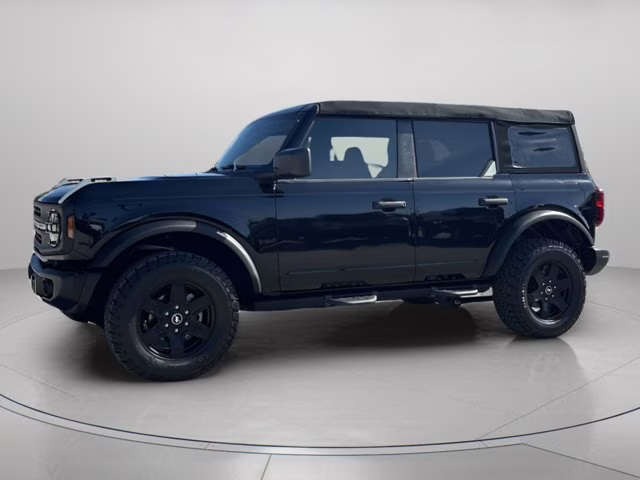 2024 Shadow Black Ford Bronco Black Diamond 4X4 Convertible