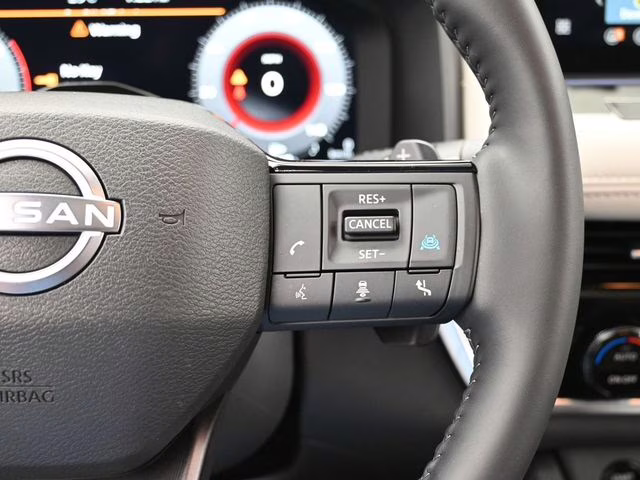 2025 Everest White Pearl Nissan Rogue SL FWD SUV