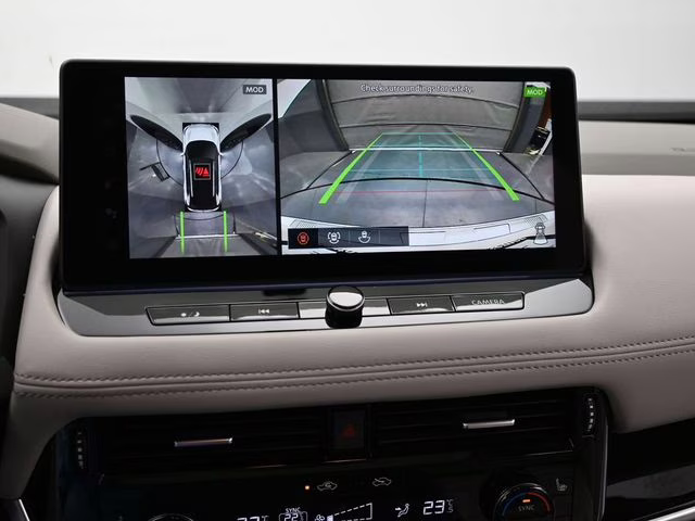 2025 Everest White Pearl Nissan Rogue SL FWD SUV