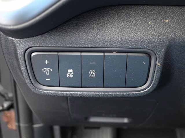 2025 Black Kia Soul LX FWD Hatchback