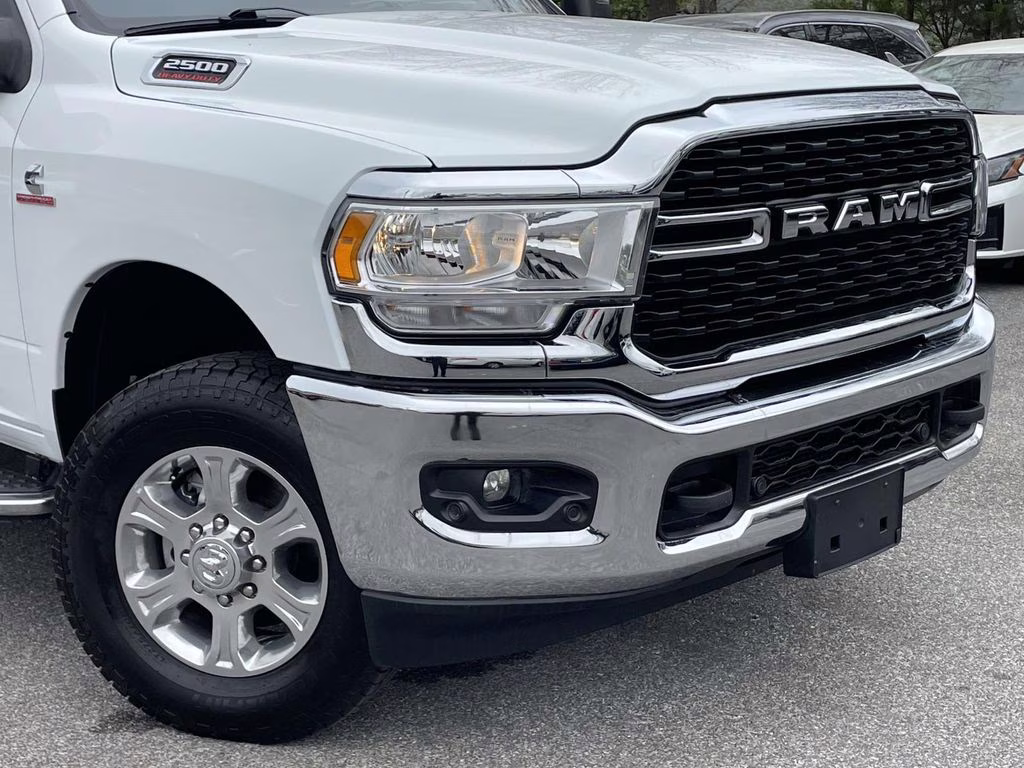 2024 Bright White Clearcoat Ram 2500 Big Horn 4X4 Truck