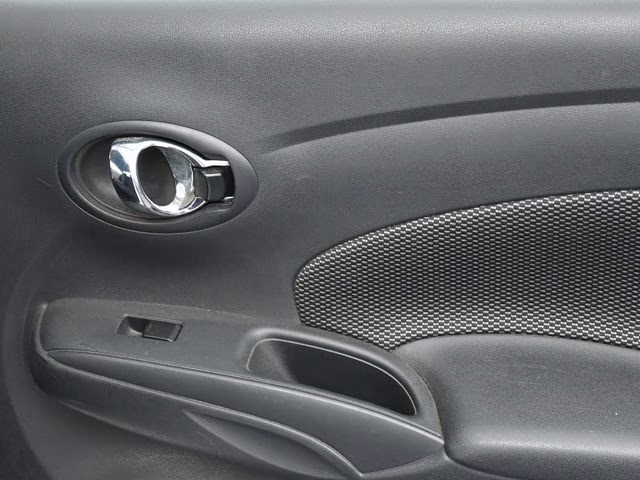 2018 Fresh Powder Nissan Versa 1.6 SV FWD Sedan