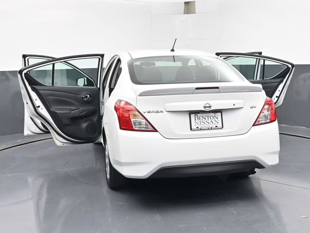 2018 Fresh Powder Nissan Versa 1.6 SV FWD Sedan