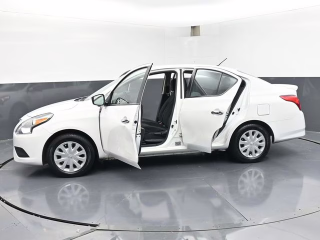 2018 Fresh Powder Nissan Versa 1.6 SV FWD Sedan