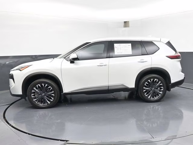 2025 Everest White Pearl Nissan Rogue SL FWD SUV